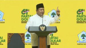 Presiden RI Prabowo Subianto memuji Ketua Umum Partai Golkar yang juga Menteri Energi dan Sumber Daya Mineral (ESDM) Bahlil Lahadalia Baca artikel CNBC Indonesia "Prabowo Puji Bahlil di HUT Golkar: Orang yang Sangat Cerdas!" selengkapnya di sini: https://www.cnbcindonesia.com/news/20251205212547-4-691628/prabowo-puji-bahlil-di-hut-golkar-orang-yang-sangat-cerdas Presiden RI Prabowo Subianto memuji Ketua Umum Partai Golkar yang juga Menteri Energi dan Sumber Daya Mineral (ESDM) Bahlil Lahadalia